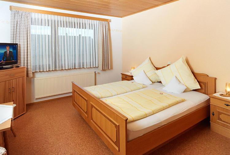 Hotel Garni Assion Birgel Dış mekan fotoğraf